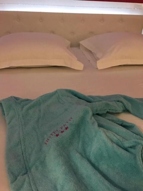 Hotel Restaurant Du Patti 그하쓰 외부 사진